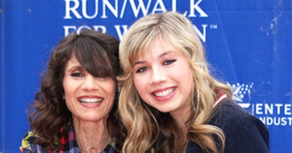 Jennette Mccurdy Mother Jennette McCurdy's Mother Passes Away After Battling Cancer | E! News